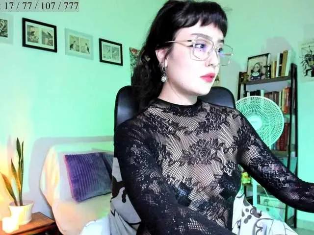 Offline Luci--ana on BongaCams