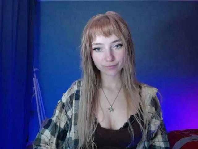 Freechat LuciaLovely on BongaCams