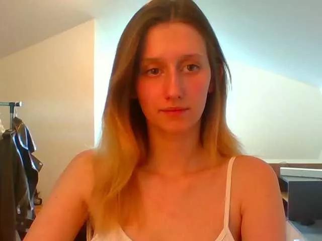 Freechat LUNAdream on BongaCams