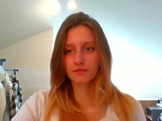 Freechat LUNAdream on BongaCams