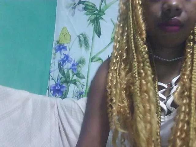 Freechat Maha19x on BongaCams