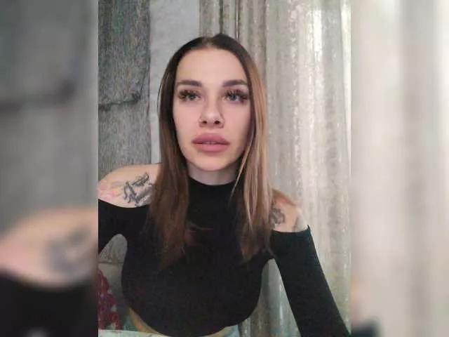 Offline MaidenCrystal on BongaCams