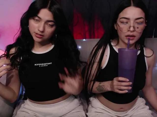 Offline Majo-melisa on BongaCams