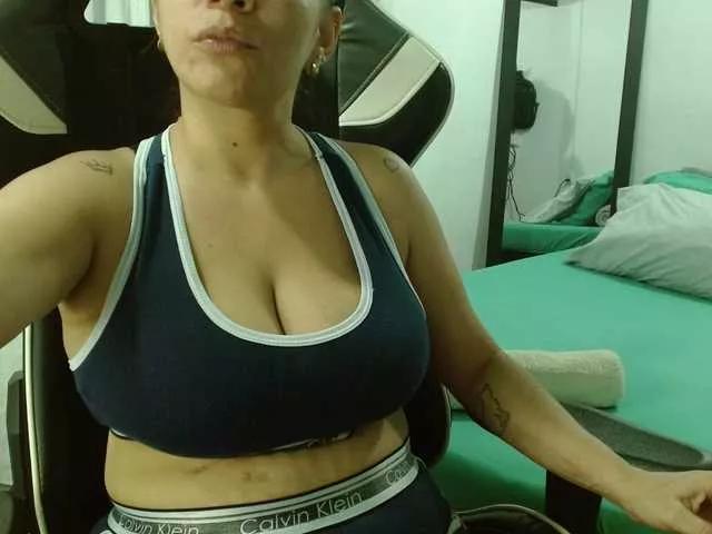 Offline Manuela420sexy on BongaCams