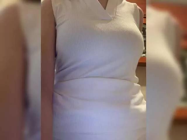 Offline Maria-5 on BongaCams