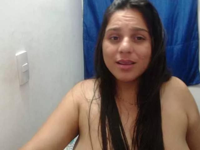 Offline Mariaarredond on BongaCams