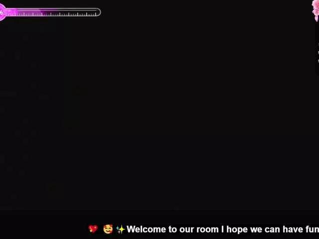 Offline Marianaandlian on BongaCams