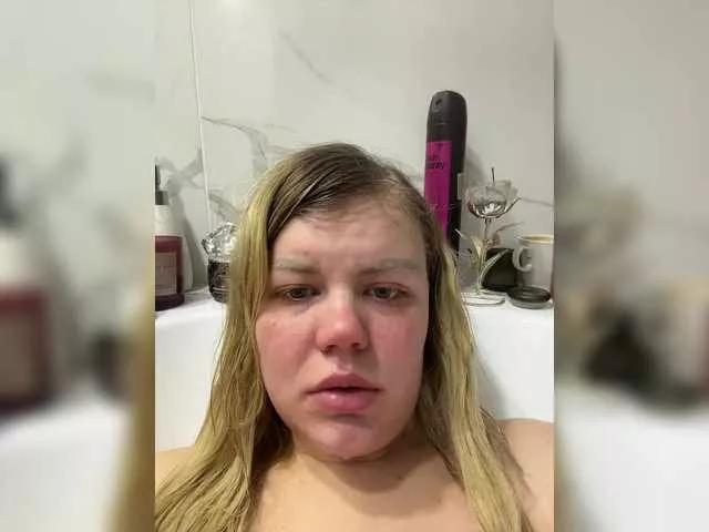 Offline mariannaa on BongaCams