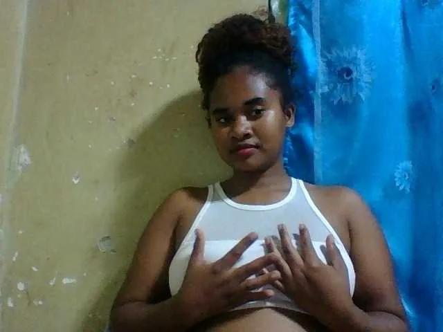 Offline Marie121 on BongaCams