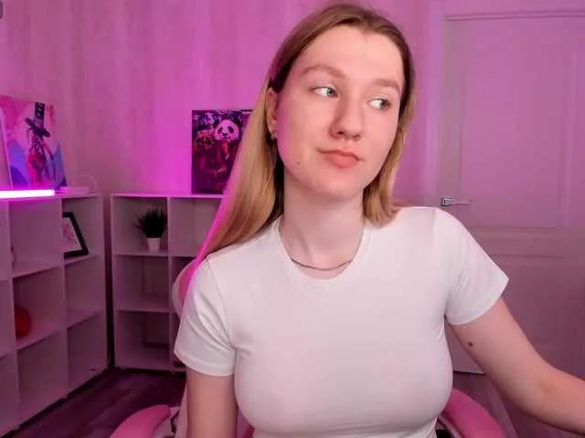 Offline Mariel-Brown on BongaCams