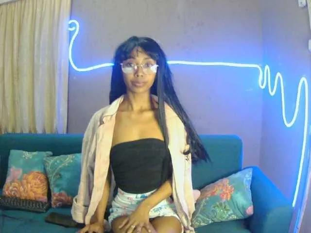 Offline Marinahgrey on BongaCams