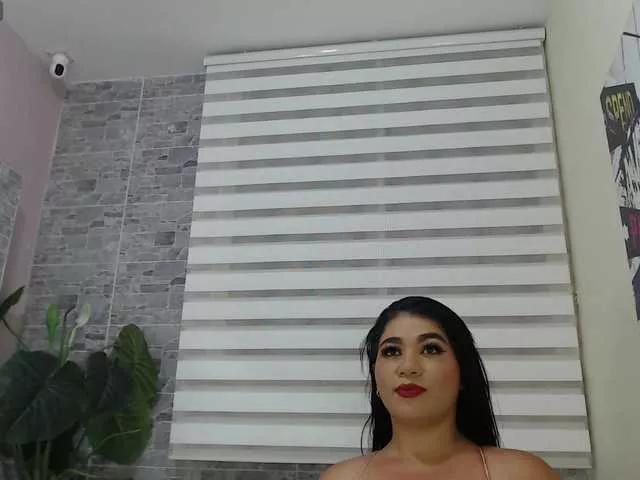 Offline MeganBlazze on BongaCams