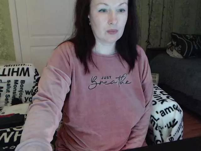 Freechat MeganIris on BongaCams