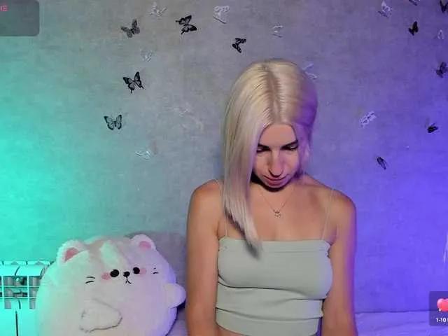 Offline Melaminsy on BongaCams