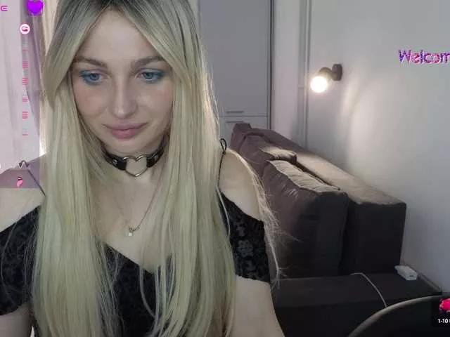 Offline MellicaX on BongaCams