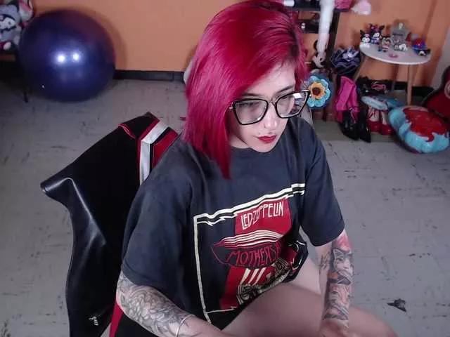 Freechat MiaJhons on BongaCams