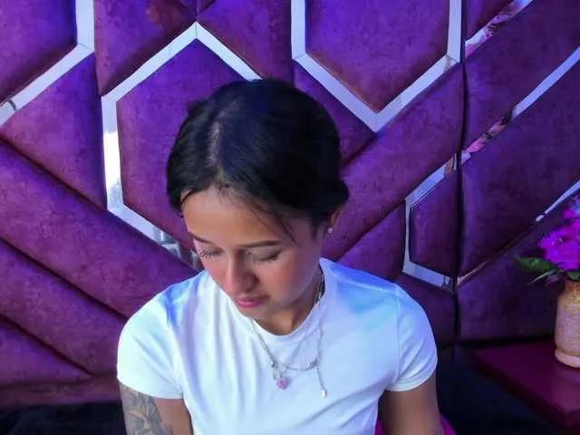 Offline millyprint on BongaCams