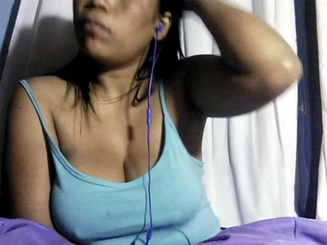 Offline MIRANDAW on BongaCams