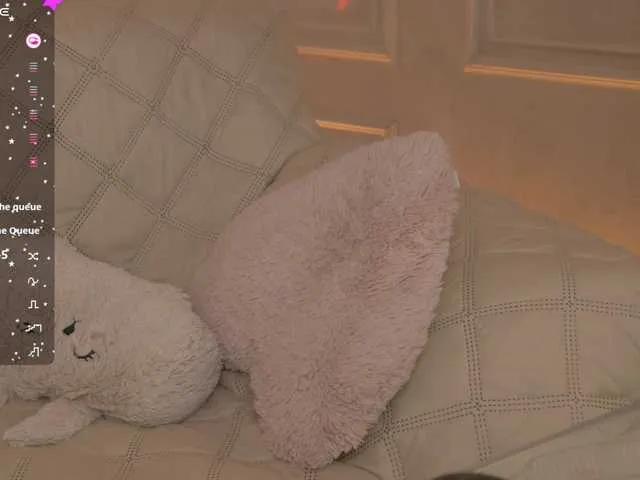 BongaCams MissJuliaa is Freechat MissJuliaa — generous men