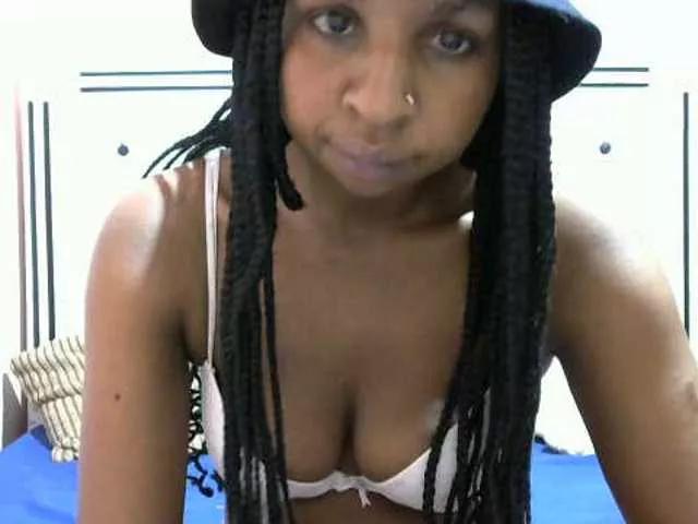 Offline misskatrinah002 on BongaCams