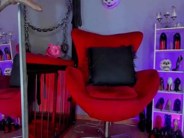 Offline MistressAndre on BongaCams