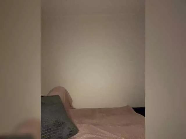 Freechat Mmarmela232 on BongaCams