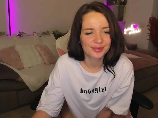 Offline Molly-Kiss on BongaCams