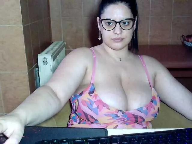 Offline MoniqQuuen on BongaCams