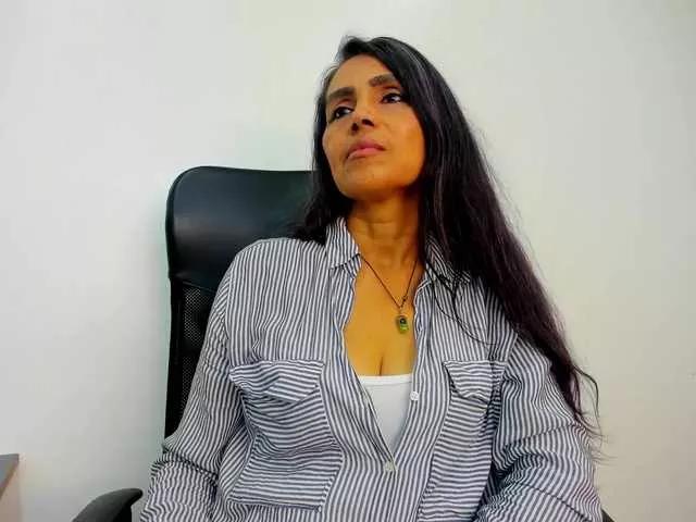 Offline moxa-hot on BongaCams