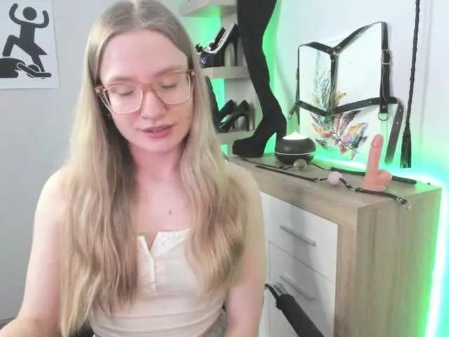 Freechat NancyErotic on BongaCams