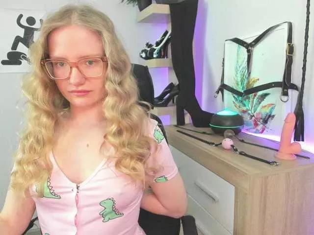 Freechat NancyErotic on BongaCams