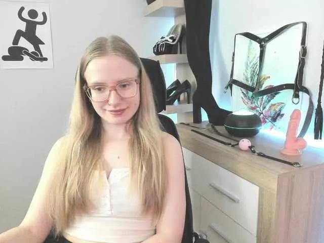 Freechat NancyErotic on BongaCams