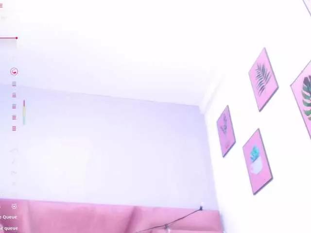 Offline naturalmoommy on BongaCams