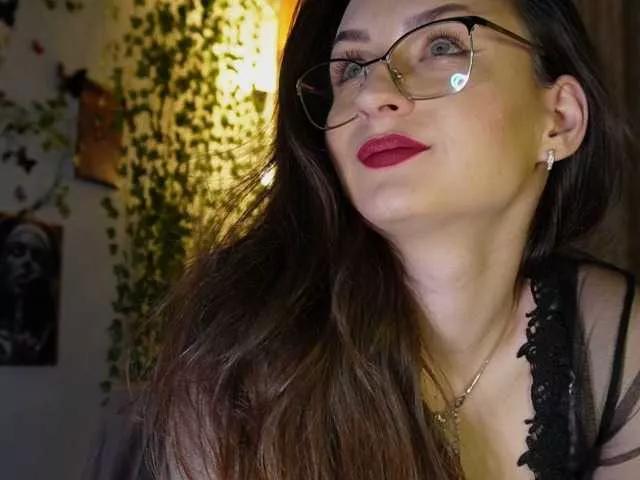 Offline NaughtYHomemadE on BongaCams