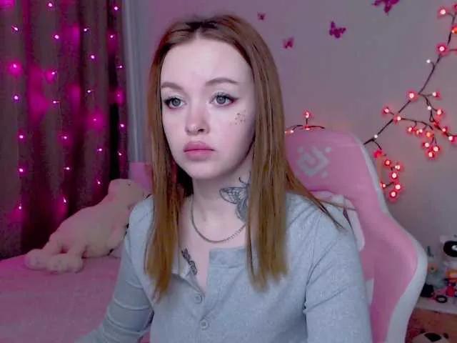 Offline NaughtyMable on BongaCams