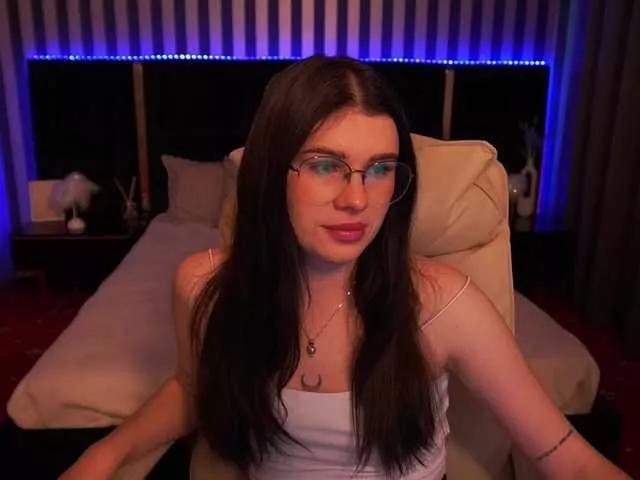 Offline NeylaCharm on BongaCams