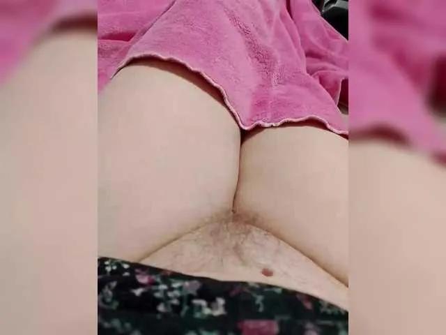 Offline Neznakomka44 on BongaCams