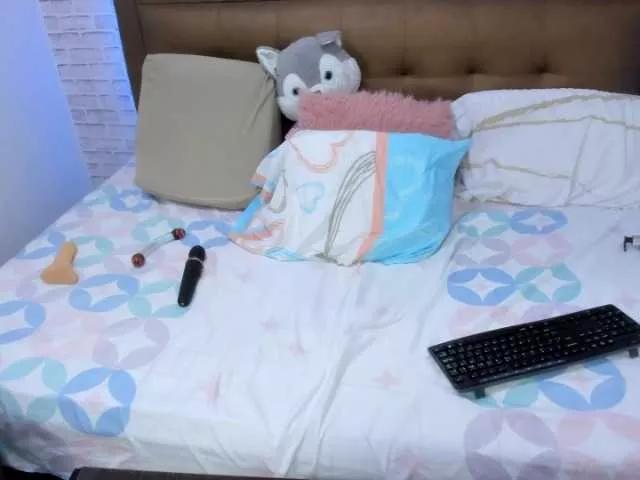 Offline oliviia-love on BongaCams