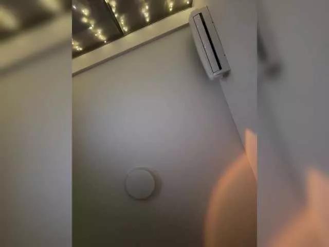 Offline OriginalHOOLi on BongaCams