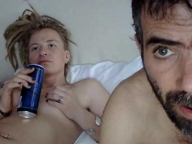 Freechat parejooon on BongaCams