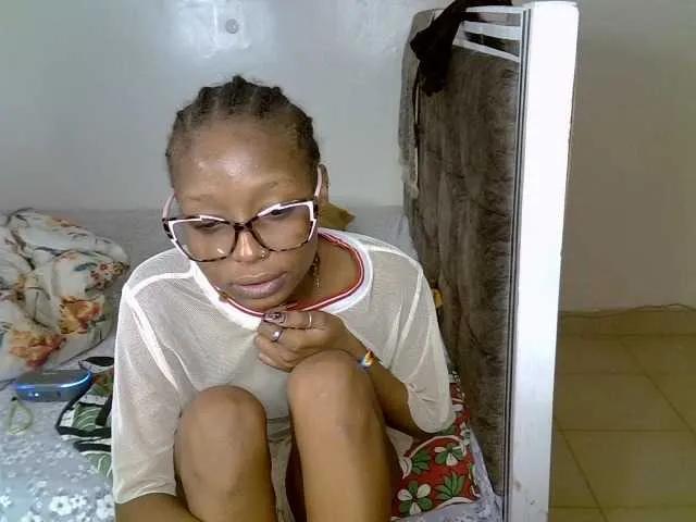 Offline PetiteAlexa on BongaCams