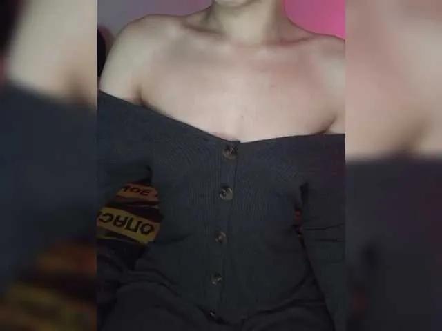 Offline Plohishi2 on BongaCams