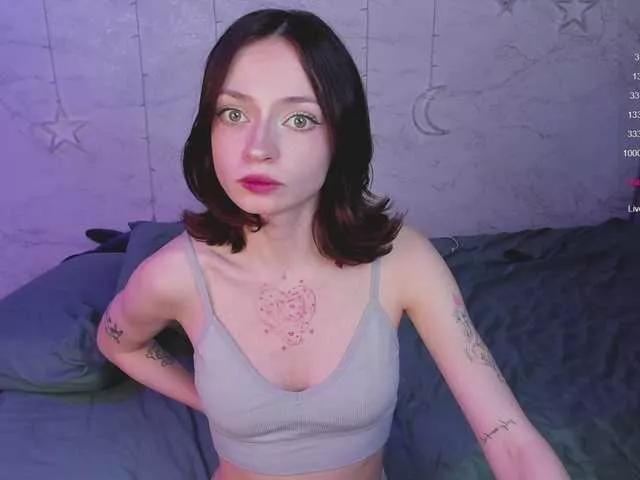 Offline polinkiss on BongaCams