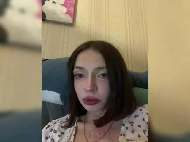 Offline polinkiss on BongaCams