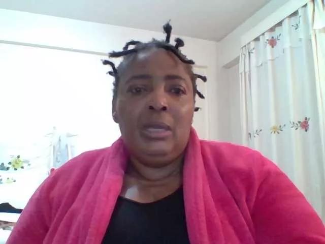 pussylips53 on BongaCams 