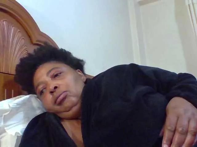 pussylips53 on BongaCams 