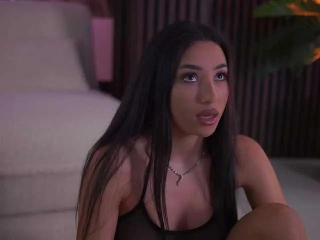 Offline RamiraRowa on BongaCams