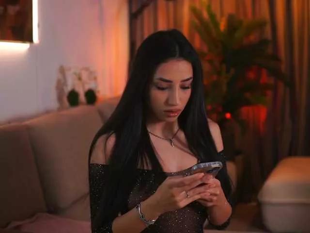 Offline RamiraRowa on BongaCams