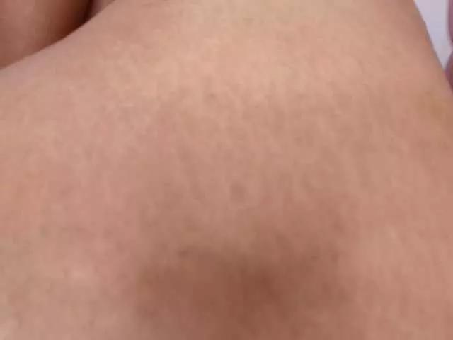 Offline rayne-lor on BongaCams