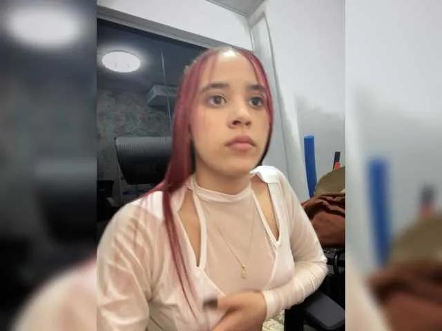 Offline RedHeadSusy on BongaCams